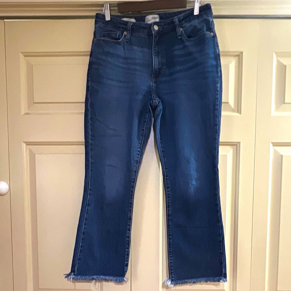 Universal Thread Ankle Bootcut Medium Wash Blue Jeans 6/28 five Pockets